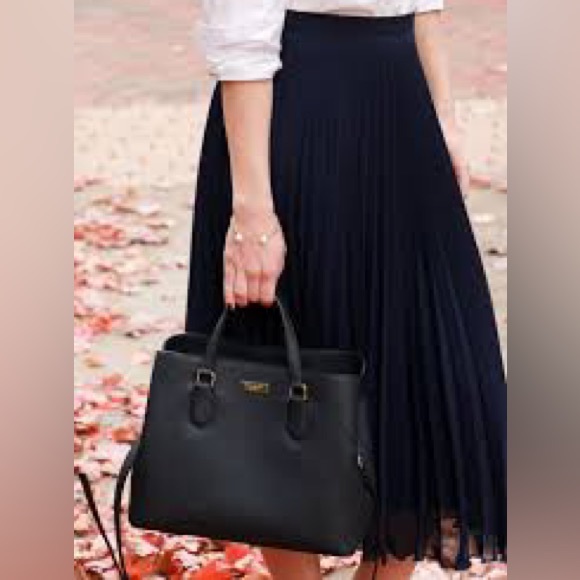 Topshop pleated skirt - Picture 2 of 10